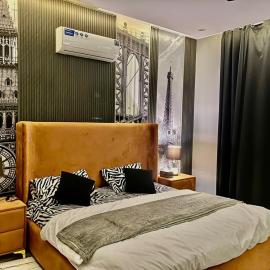 ASNB F1 Luxury Apartment 1BHK, hotel sa Multan