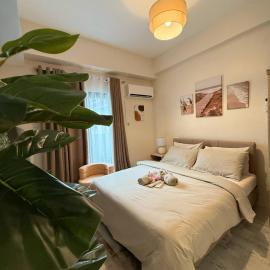 Cozy 1BR in Zef, Near Anjo World Wifi, Pool, Gym, hotel en Minglanilla