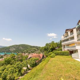 L'Arcadia Panoramique - Terrasse Vue Lac et Piscine、タロワールのホテル