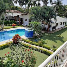 Casa Campestre VILLA LOLITA, hotell sihtkohas Rozo