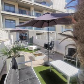 Buddha house, hotel in Torrox Costa