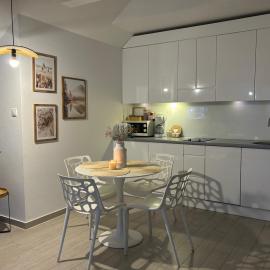 Apartament Czarna Góra - Stubai 41, hotel en Sienna