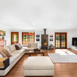 Serene Farm Stay, Modern 3BD, Central Tilba near Mystery Bay! Pets OK, hotel a Central Tilba