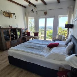 Chalet Auenblick – hotel w mieście Hainburg an der Donau