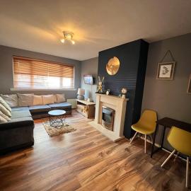 1 Bed Flat - Walton-on-Thames, khách sạn ở Sunbury