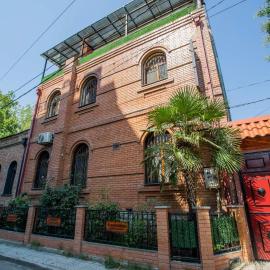 GuestHouse Old Avlabari, hotelli kohteessa Tbilisi City