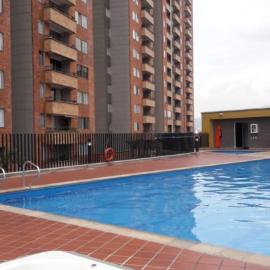 Cerca al estadio familiar parqueadero , 2 habitaciones