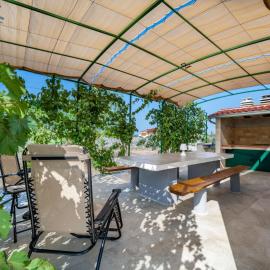 Holiday Home Agis by Interhome, hotel din Zaton