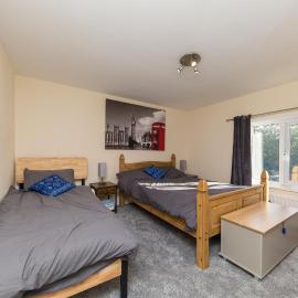 Rocester Rest close to Alton Towers & JCB, Netflix, hotel in Rocester