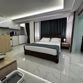 Athens Stay 40