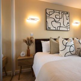 1BR - Stunning 5th-Flr Views - Sleeps 4 - Parking – hotel w mieście Hoo