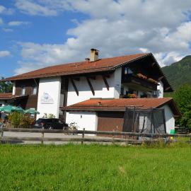 Alpchalet Schwanstein, hotel v destinaci Halblech