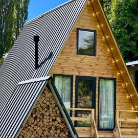 Mestia Sunrise Cottage, 1BR Mountain Stay Svaneti