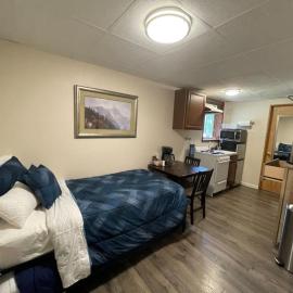 Cozy studio, walk to downtown, near restaurants