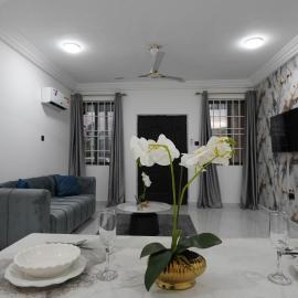 Oyarifa Modern Apartment, hotel sa Oyarifa