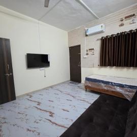 Solapur Homestay 1 by Stay Nestura, hotell sihtkohas Solapur