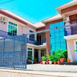 Villa Home Hotel & Apartment, hotell i Dodoma