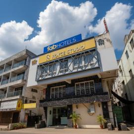 FabHotel Royce Studio - Nr Pune International Airport