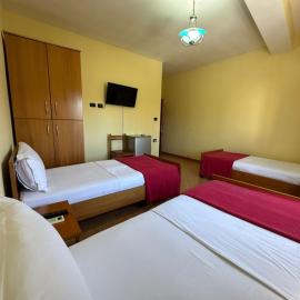 Hotel Kudhesi