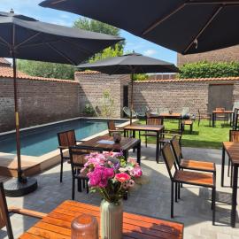 Oud Tolkantoor, hotel in Alveringem