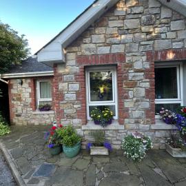 Reads Park No 2, hotell i Galbally