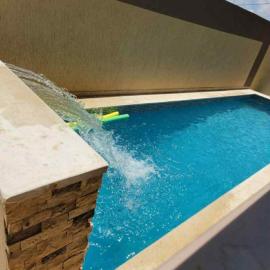 Maison piscine privée, hotel a Bū Shammah