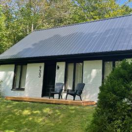 Maison de vacances à l'Ile d'Orleans، فندق في St-Pierre-de-l'Île-d'Orléans