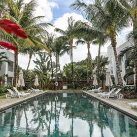 La Residence Apartment 23 3 bedroom Pool Gym across the beach