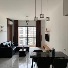 Sky House BSD D1-22J - 3 Bedroom Type, hotel in Samporo