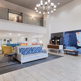 Holiday Inn Express & Suites Augusta West - Ft Gordon Area by IHG, viešbutis mieste Ogasta