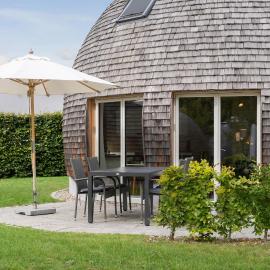 Kugelhaus Kirana - Ruhiges Naturdomizil in runder Bauweise am Waldrand des Tollensesees