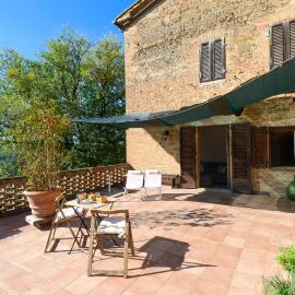 Alloggio Val D'orcia con Balcone Panoramico 6' Posti Letto
