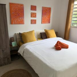 Fare Hoa Moorea, hotelli kohteessa Afareaitu