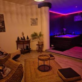 Casanova's Home Love, ξενοδοχείο σε Châtonnay