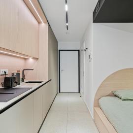 New Studio with Balcony- 1GB - 10 min City Center REF37