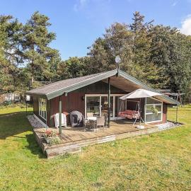 8 person holiday home in Skals-By Traum, hotel en Skals