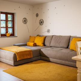 Bee House & Apartment