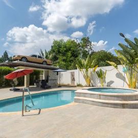 La Vega Villa with Private Pool and BBQ, hotel in Concepción de La Vega