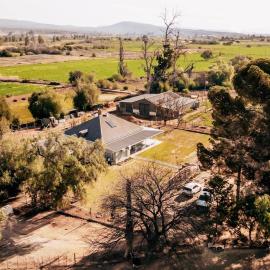 Shama Guest Farm - A True Klein Karoo Farm Escape, hotel in Oudtshoorn