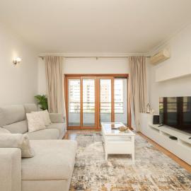 Odivelas Premium By Hosty, hotel Odivelasban