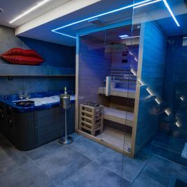The Golden Wolf - Wellnes & Spa Luxury Apartment - SELF CHECK IN - FREE PARKING, Hotel in Vukovar