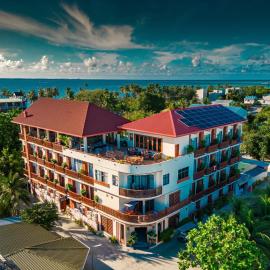 Araamu Hotels Maldives at Dhiffushi, hotel a Dhiffushi