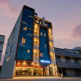 FabHotel Jalsa DLX