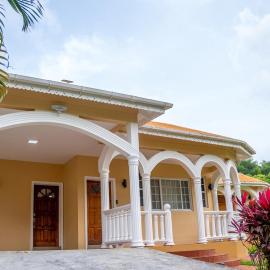 Villa del Nique: Pembroke şehrinde bir otel