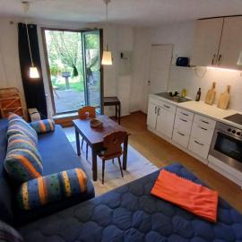 Schwalbennest am Lehmberg, hotel in Velgast