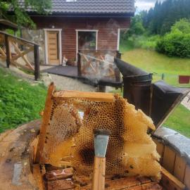 Забрус насолоди, hotel in Kosiv