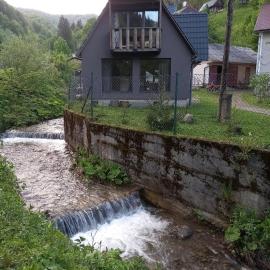 Pustirnik, hotel i Rakhiv