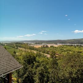 Eagles Bluff 1BR Suite of Kalama Oaks Lodge، فندق في كيلسو