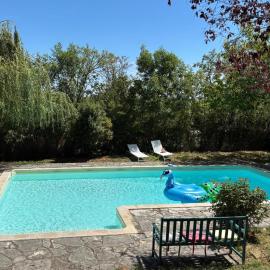 2 Bedroom Cottage - Sleeps 6 - Pool - Garden