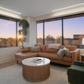 Thoroughbred Retreat Unit 803
